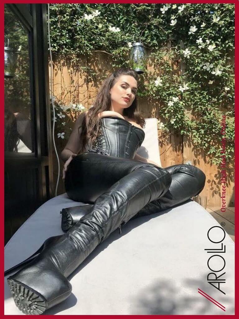 Goddess phoenix black leather boots